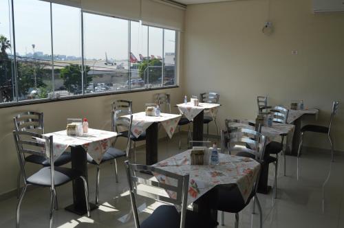 ห้องอาหาร, Aero Plaza Hotel in กัมโปเบโล