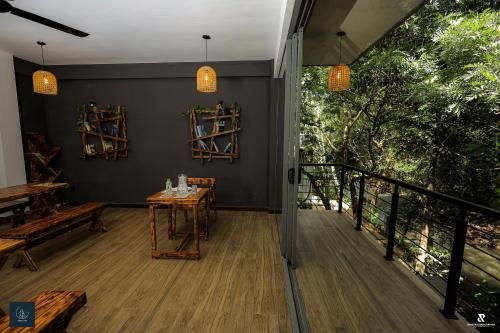 Restoran, Forest Face Lodge in Haragama