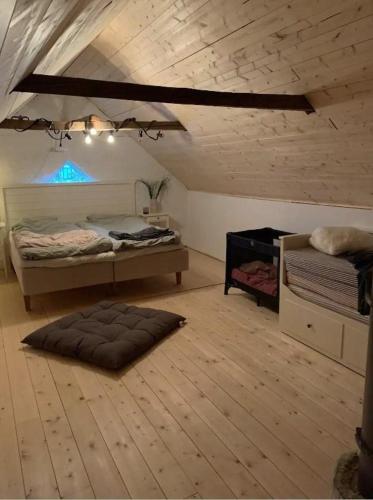 숙소 외관, Stunning Home In Tomelilla With 3 Bedrooms And Wifi in 스토라 헤레스타드