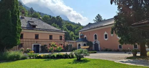 Ferienwohnungen Schloss Wasserleonburg