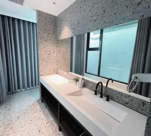 如荷自在 如荷自在