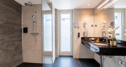 Premium Triple Room image 2