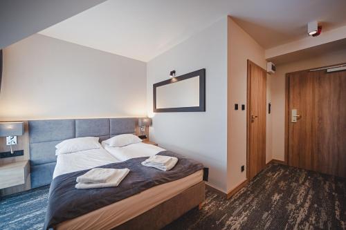 2 twin beds