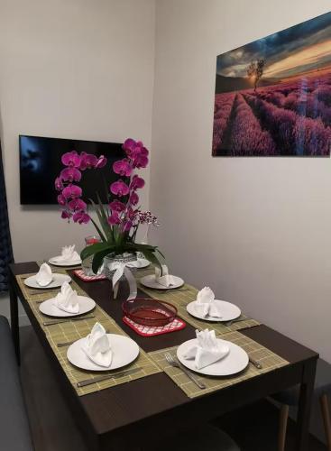 Mon Logis, Париж