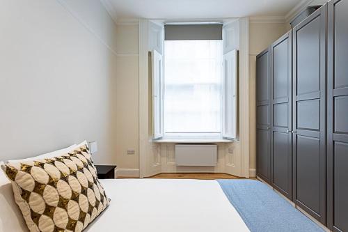 Modern Bayswater Flat - image 9