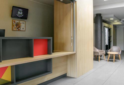 Lobby, B&B Hotel Marseille Estaque in Saint-Henri