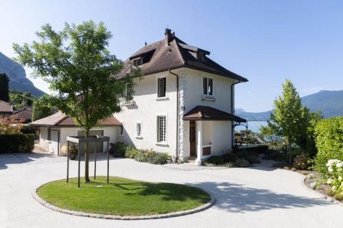 Deluxe Villa