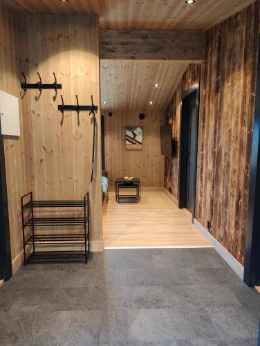 Entree, Nye leiligheter på Blomberg i Hafjell (Nye leiligheter pa Blomberg i Hafjell) in Oyer