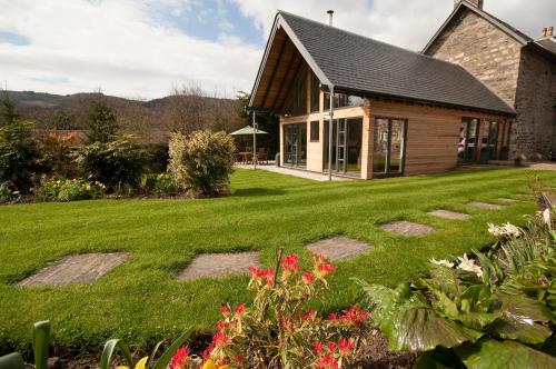 Craigatin House & Courtyard - image 10