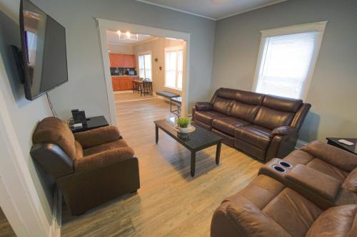 Large 6BR, 2 bath in Niagara Falls, Niagara Falls (fotografie 6)