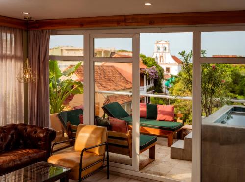 View, Townhouse Boutique Hotel in City Center