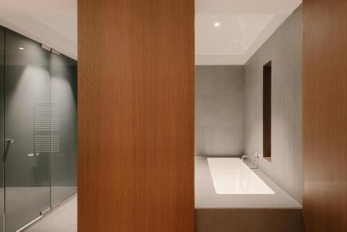 BoHo Budapest Hotel - Small Luxury Hotels - image 11