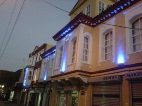 Antikhan Hotel - main image