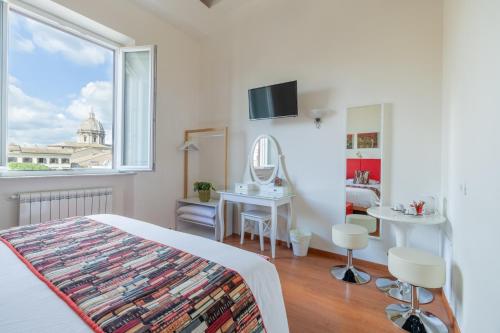 Temple View FCollection Superior Relais – Rome