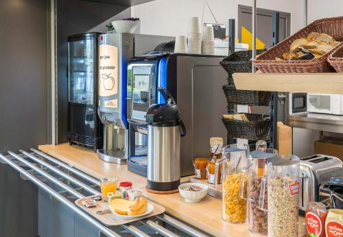 B&B 호텔 Troyes Saint-Parres-aux-Tertres - 식음료(F&B)