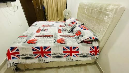 Large Double Room image 2