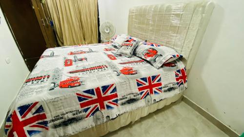 Large Double Room image 1