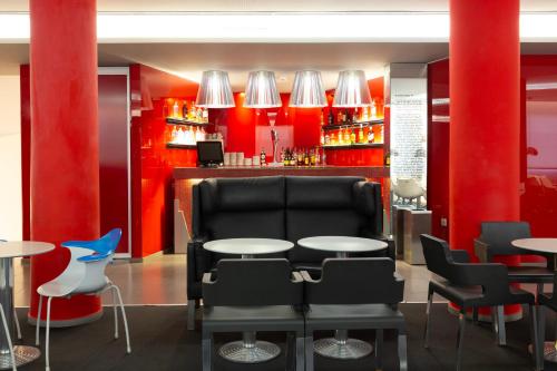 Hotel Oasis Plaza - image 5