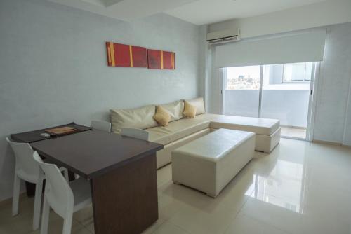 Superior Suite image 2