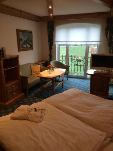 1 queen bed