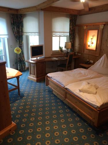1 queen bed