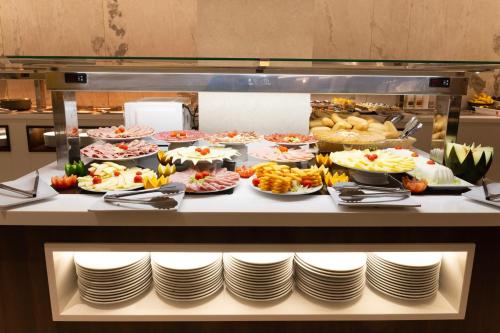 Hotel Oasis Plaza - image 3