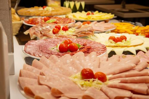 Hotel Oasis Plaza - image 13