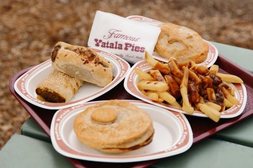 Coomera Family Home 10 Min away from Theme Parks!