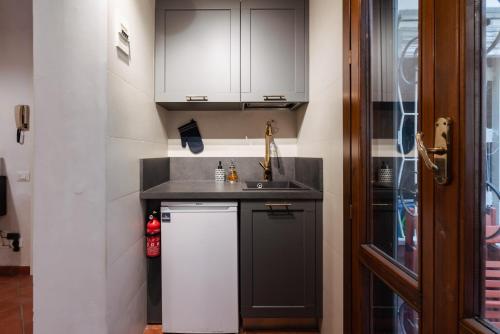 Charming Apartment in the Heart of Santo Spirito, Florencia (foto 5)