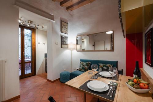 Charming Apartment in the Heart of Santo Spirito, Florencia (foto 8)