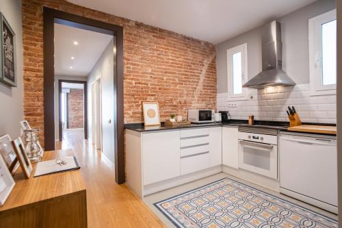 Two-Bedroom Apartment image 5