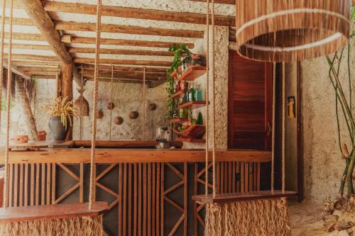 酒吧/高級酒吧, Aloha Village Hotel in 阿蒙塔達