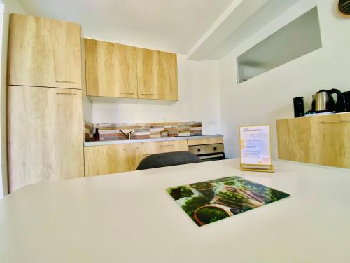 Sun7 appart T2, avec piscine partagee, logement moderne et cosy in Petit-Bourg