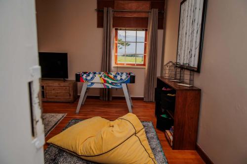 Mopama Manor Mopama Manor