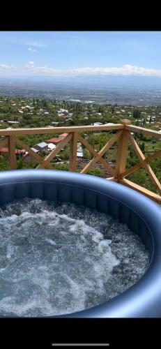 Jacuzzi, Bungalow de 52 m2 com 1 quarto(s) e 1 casa(s) de banho(s), na área Antarut (In clouds  resort) in Antarut