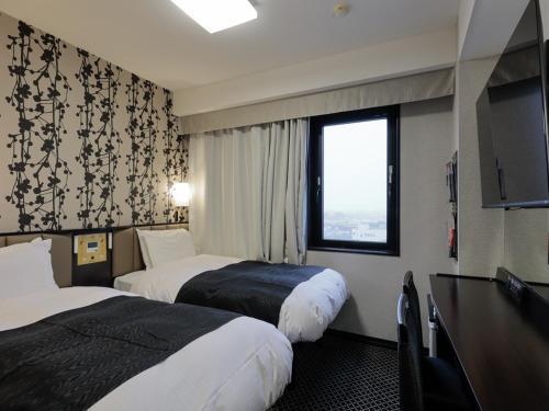 Twin Room - Non-Smoking