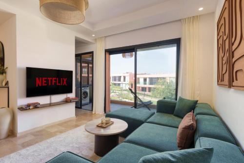 Apartment with Pool View  image 10