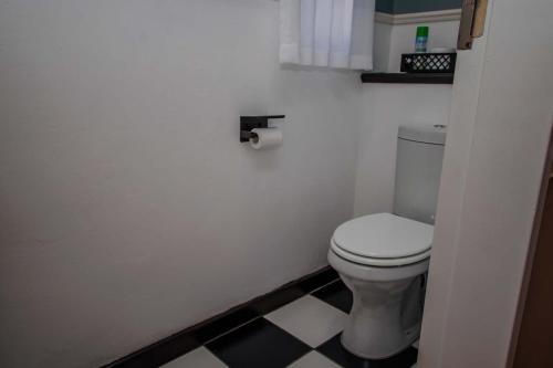 Mopama Manor Mopama Manor