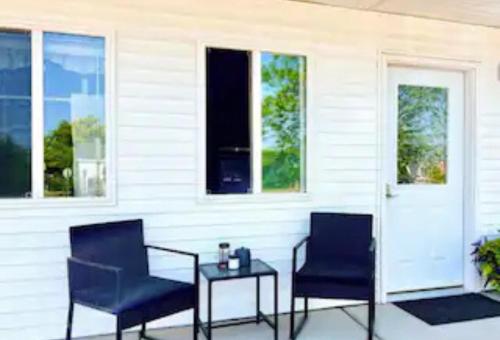 . Cozy Studio Steps from Ferry Downtown St Ignace