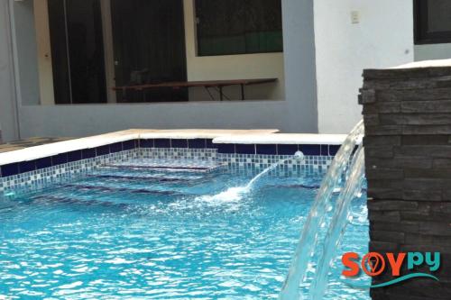 Reluciente y amplia casa quinta Reluciente y amplia casa quinta