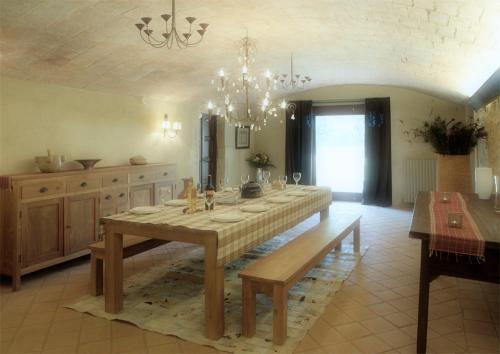 Luxuriously restored farmhouse near Girona in the heart of Catalunya in Szentgyörgy