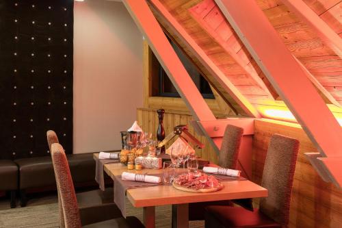 Hôtel & Spa Les Bartavelles - image 12
