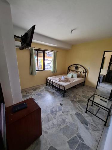 Hotel Gramalote near La Vanguardia Airport