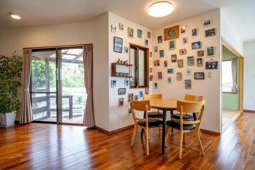 오키나와 본섬 ペンションパシフィカ古宇利 (ペンションパシフィカ古宇利) 3성급 호텔 레스토랑