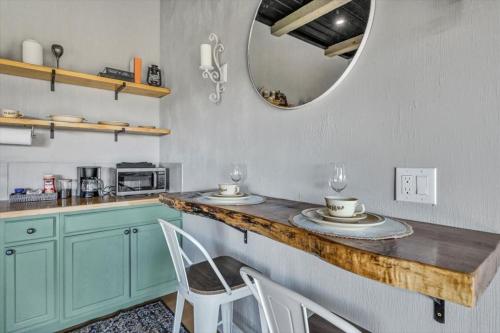 Paceful & Stylish Rural Retreat detail