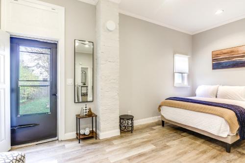 3 Mi to Dtwn Covington Getaway with Backyard