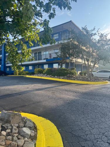 Live In Lodge Live In Lodge