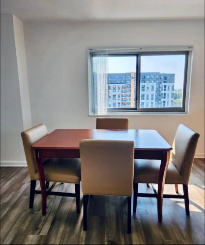 設施, Modern 2bed 2 bath heart of Townson suite in 陶森
