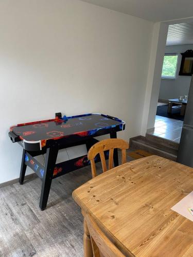 مطبخ, Ferienwohnung Eschbach Hof 2 am Nürburgring (Ferienwohnung Eschbach Hof 2 am Nurburgring) in Herresbach