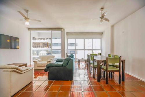 Espaço inteiro Apartamento em Guarujá , Brasil